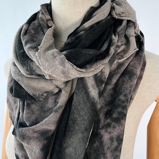 FORME D'EXPRESSION New Scarf