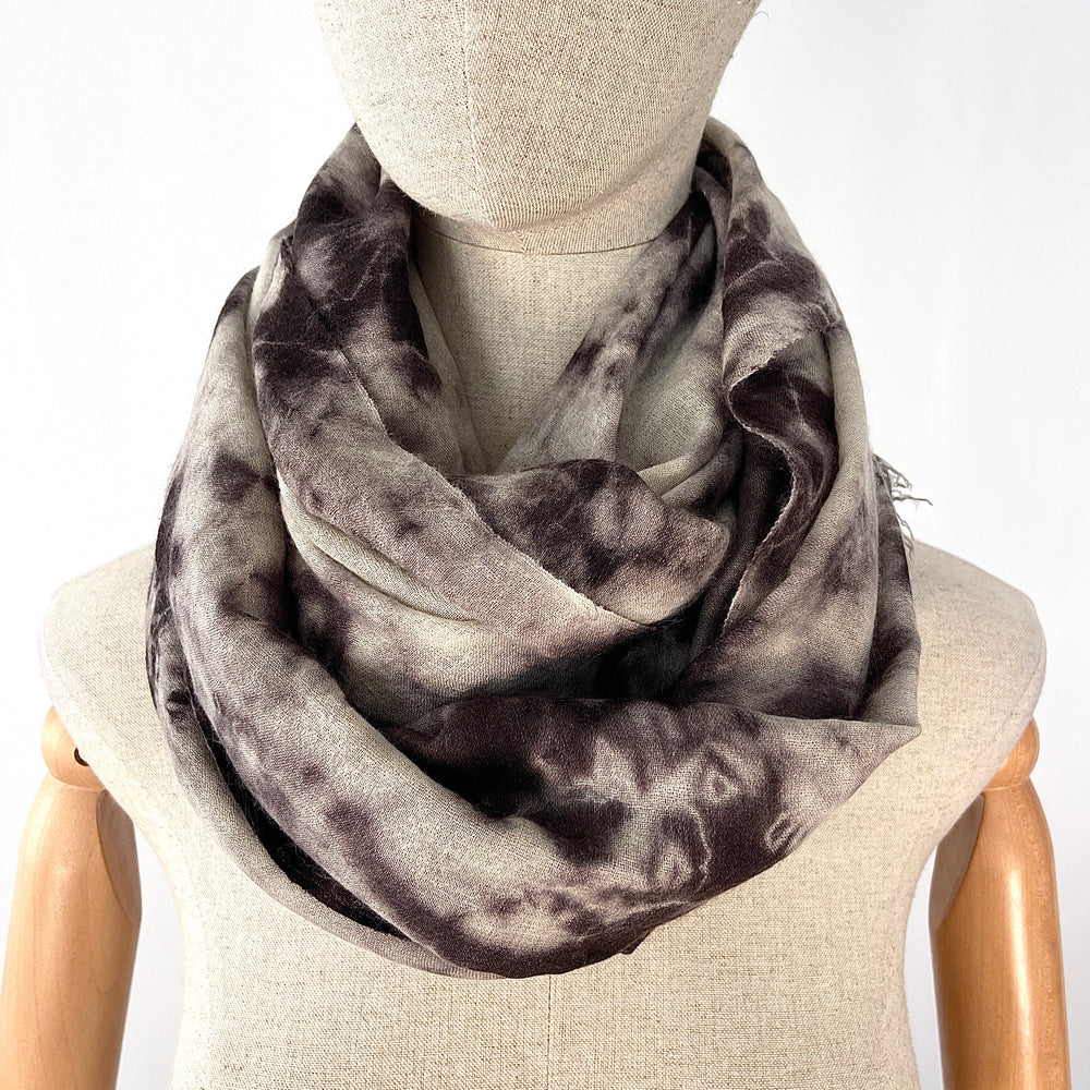 HEMISPHERE Cashmere/Silk Scarf