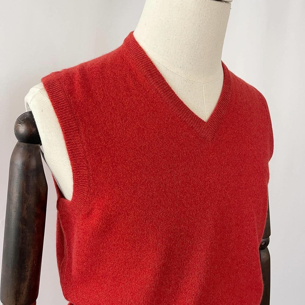 FERU - FERU Cashmere Vest - AVVIIVVA.COM