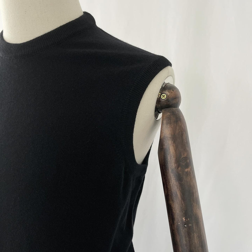 FERU - FERU Cashmere Vest - AVVIIVVA.COM