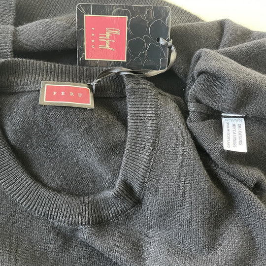 FERU - FERU Cashmere Vest - AVVIIVVA.COM