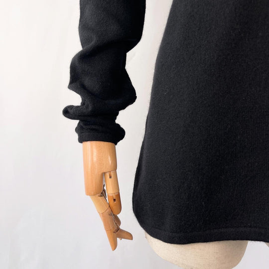 FTC - FTC Sweater - AVVIIVVA.COM