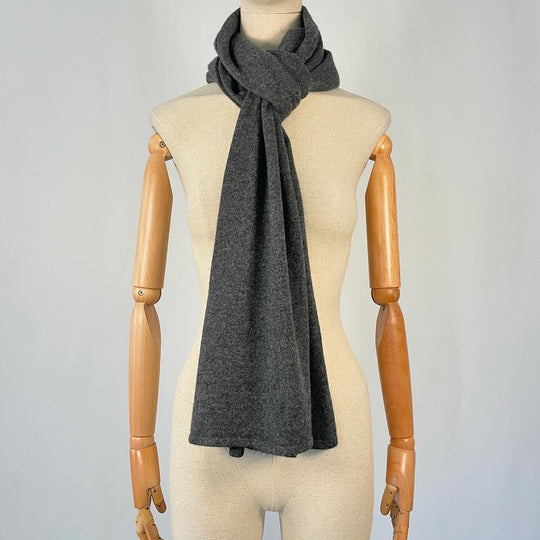HEMISPHERE - HEMISPHERE Cashmere Scarf - AVVIIVVA.COM