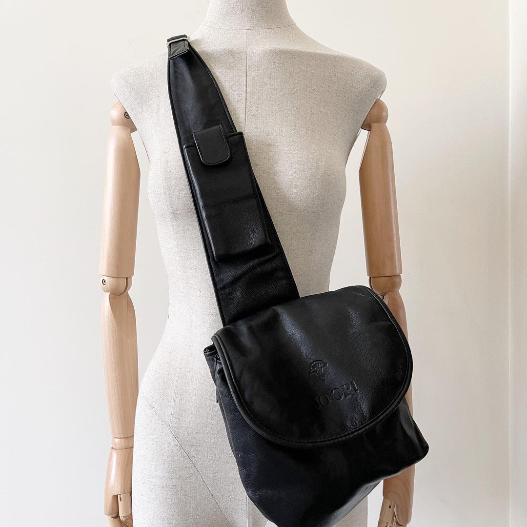JOOP! - JOOP! Vintage Crossbody Bag look - AVVIIVVA.COM