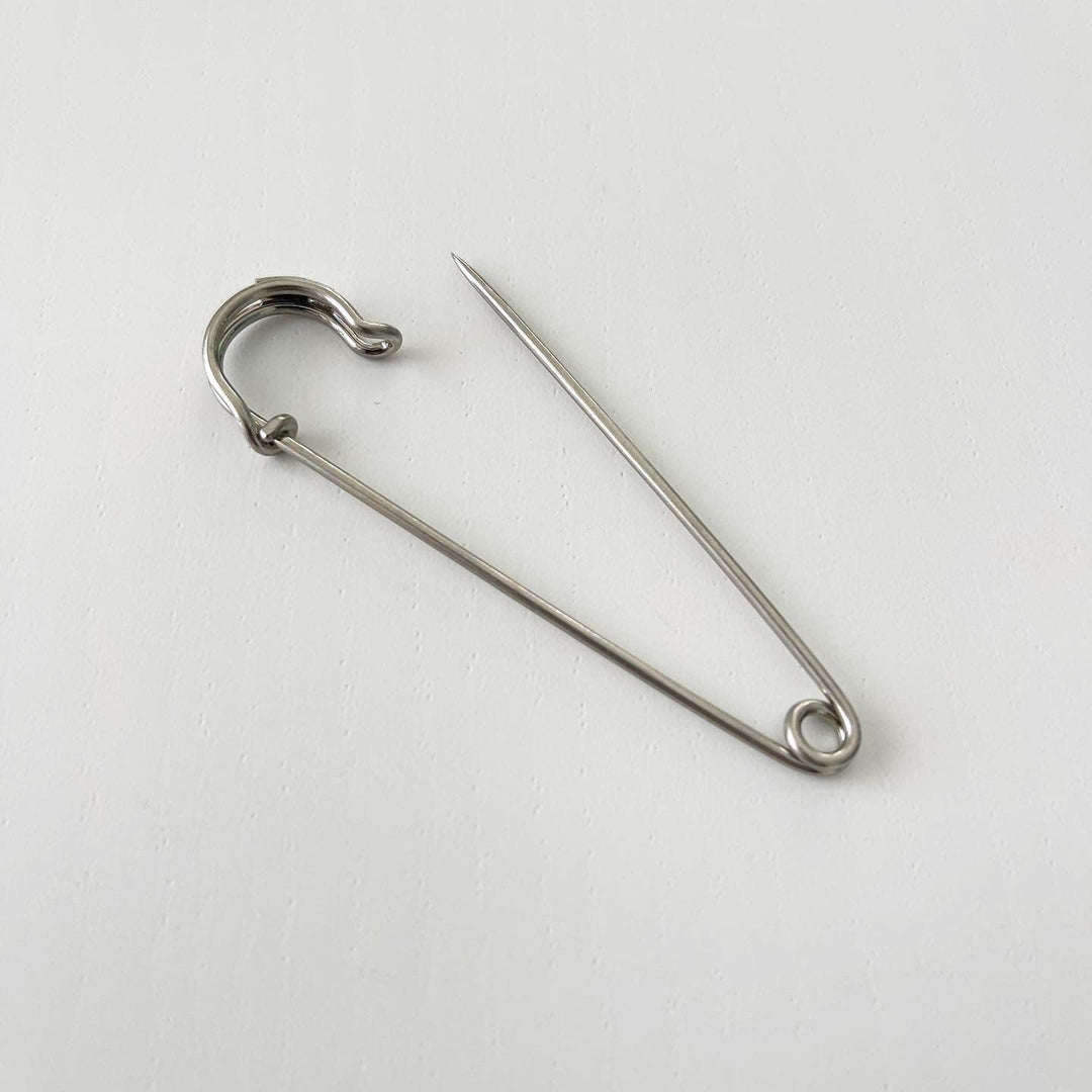YOHJI YAMAMOTO - YOHJI YAMAMOTO Safety Pin - AVVIIVVA.COM