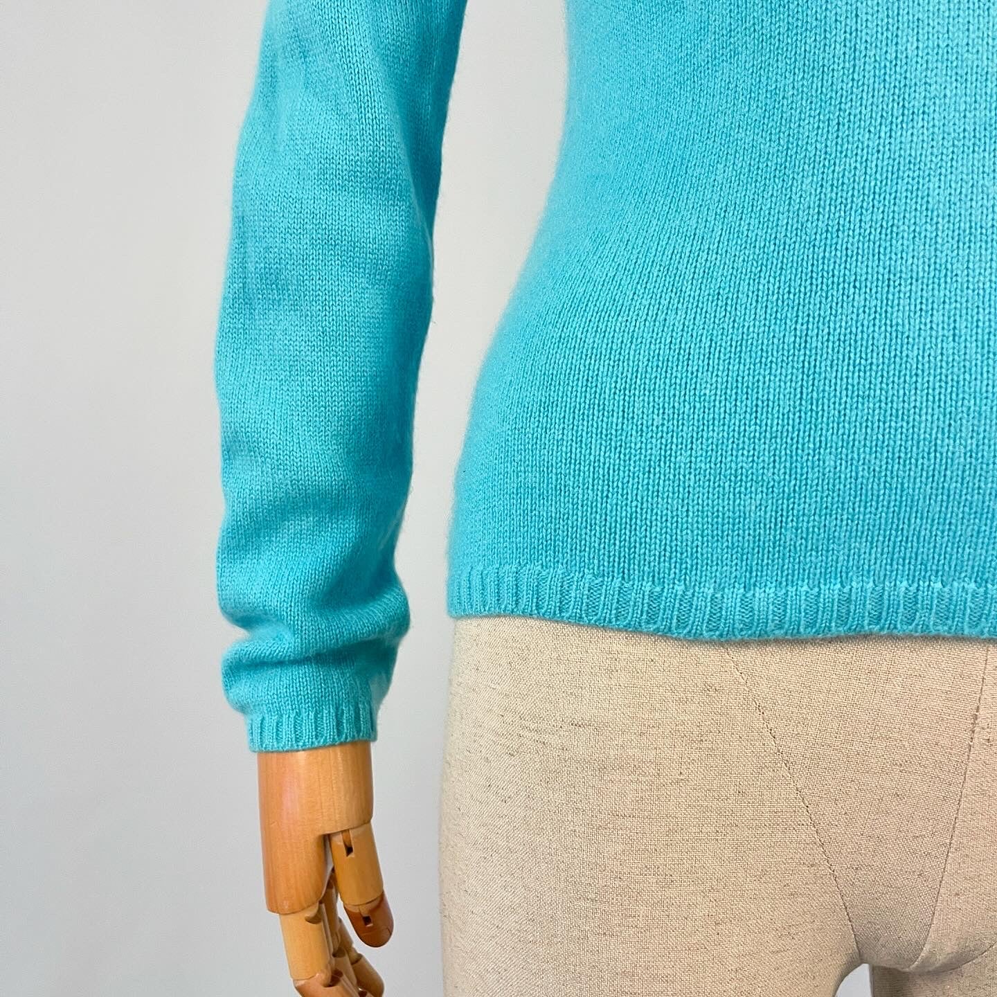 FTC Cashmere Pullover