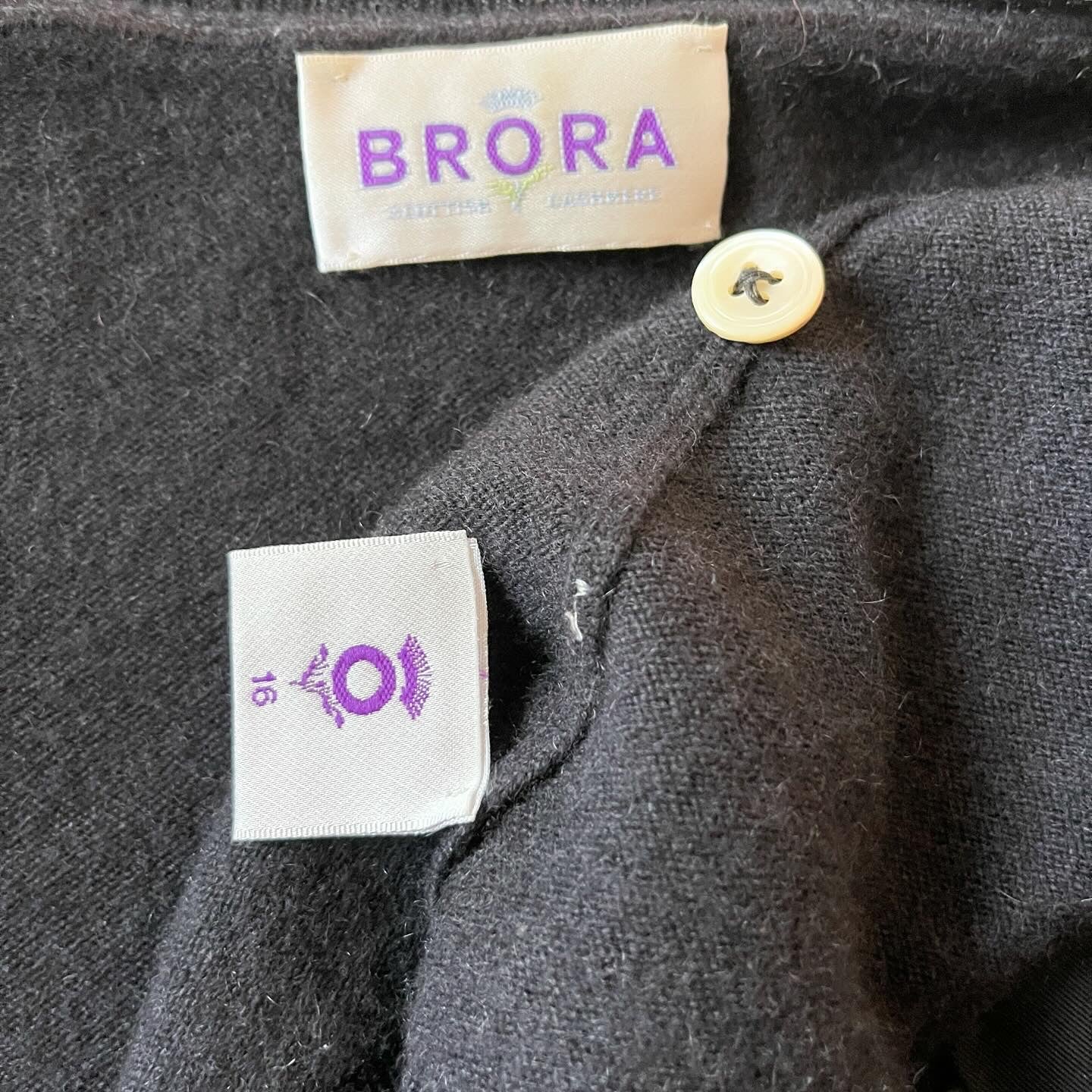 BRORA Cashmere Cardigan