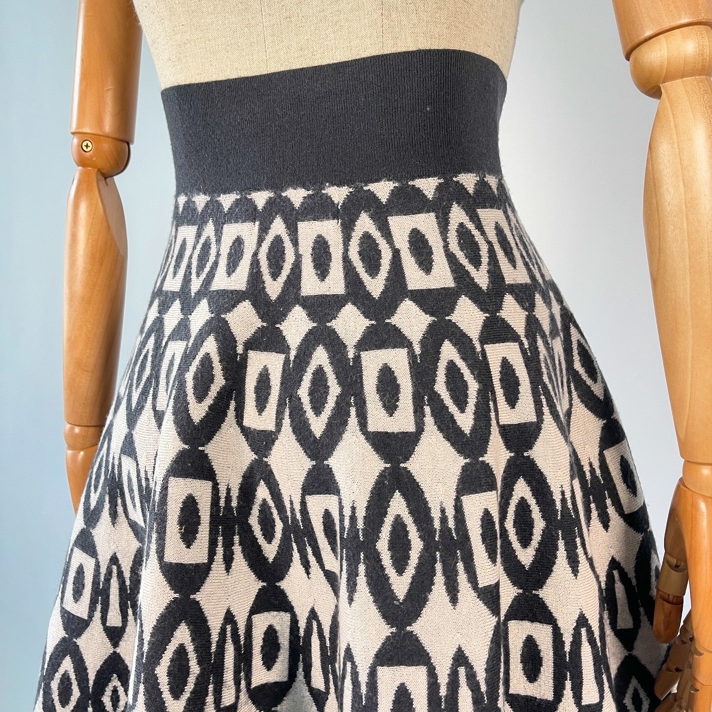 HEMISPHERE Wool/Cashmere Skirt