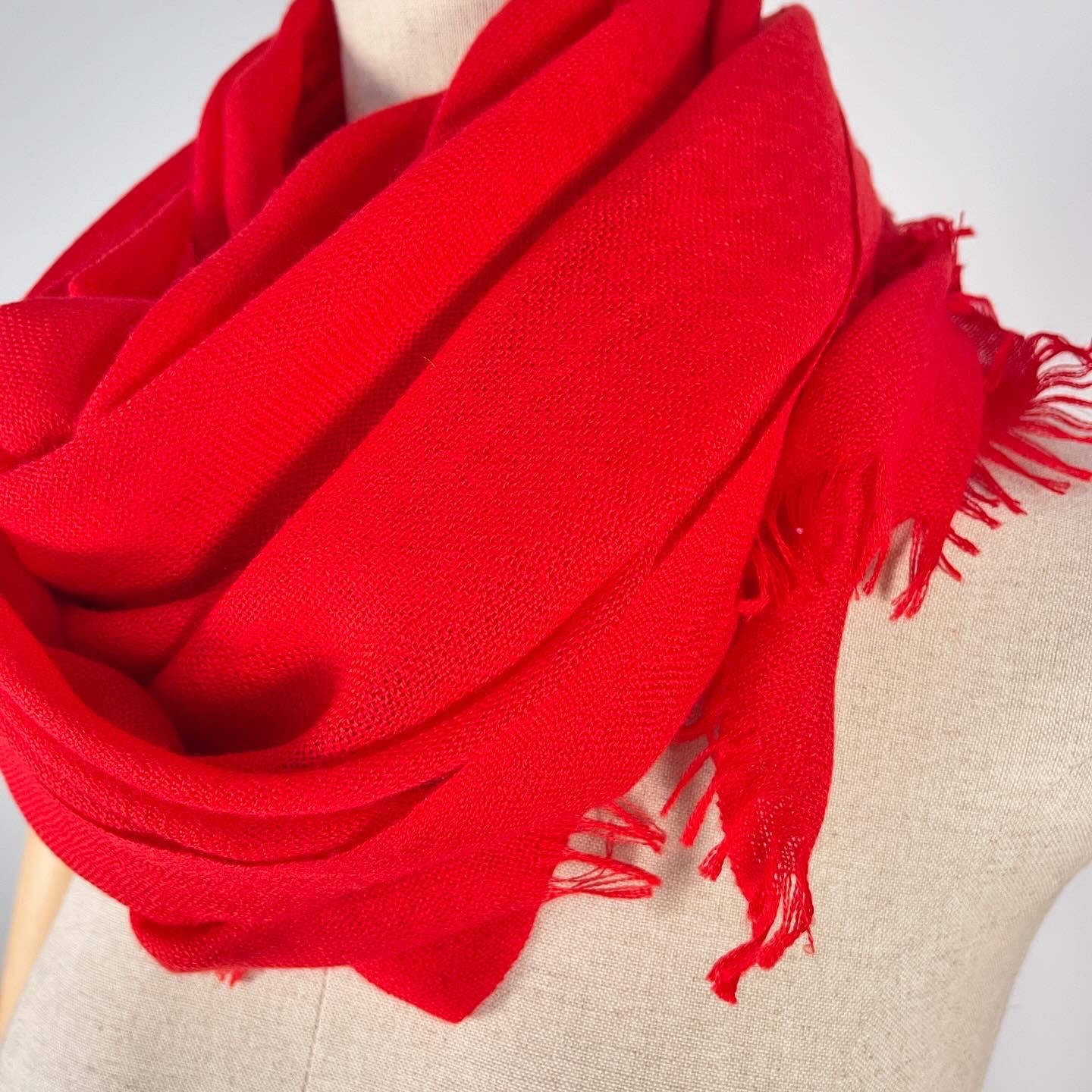 FABRIC FRONTLINE New Cashmere Scarf