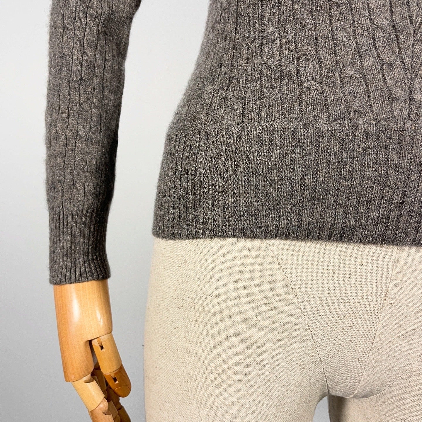 HEMISPHERE Cashmere Sweater