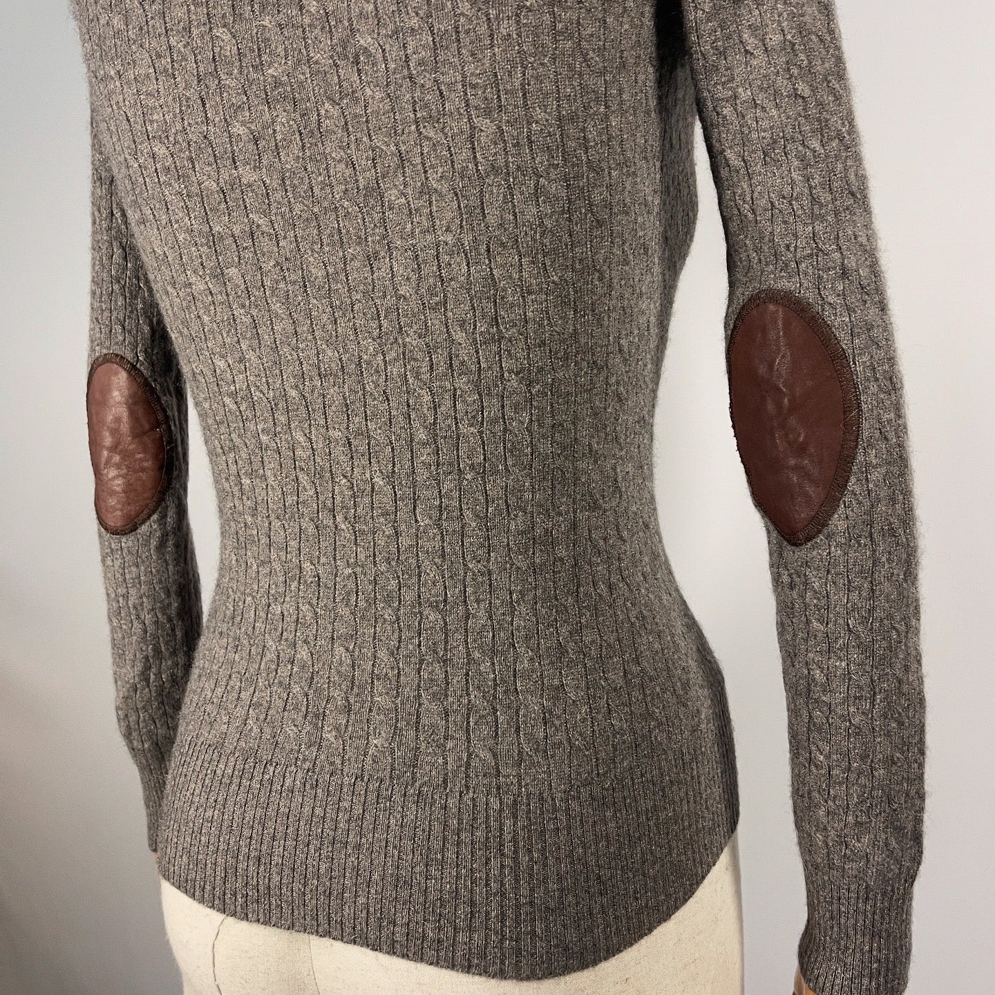 HEMISPHERE Cashmere Sweater