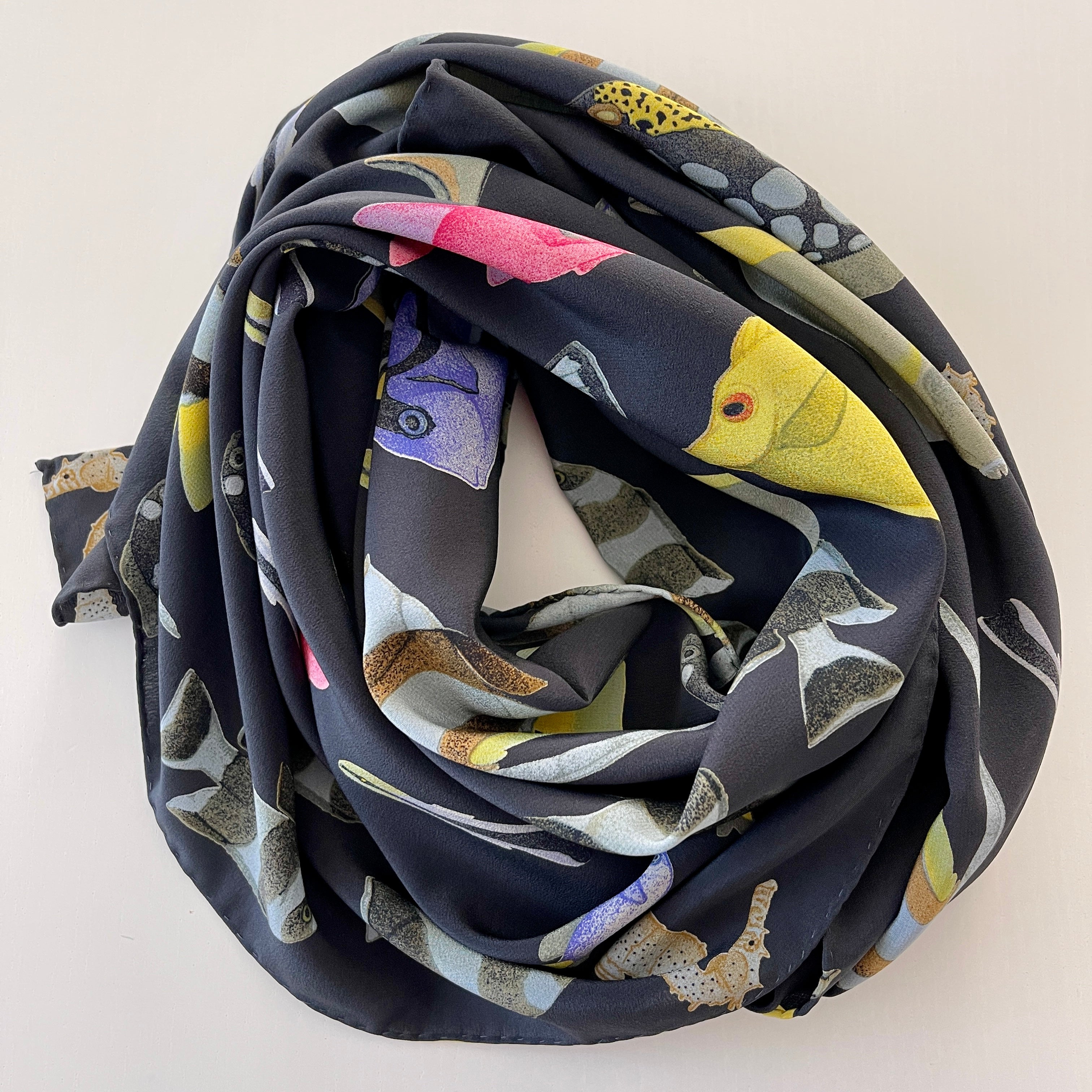 FABRIC FRONTLINE New Silk Scarf