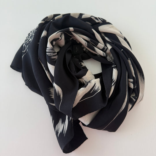 FABRIC FRONTLINE Silk Scarf