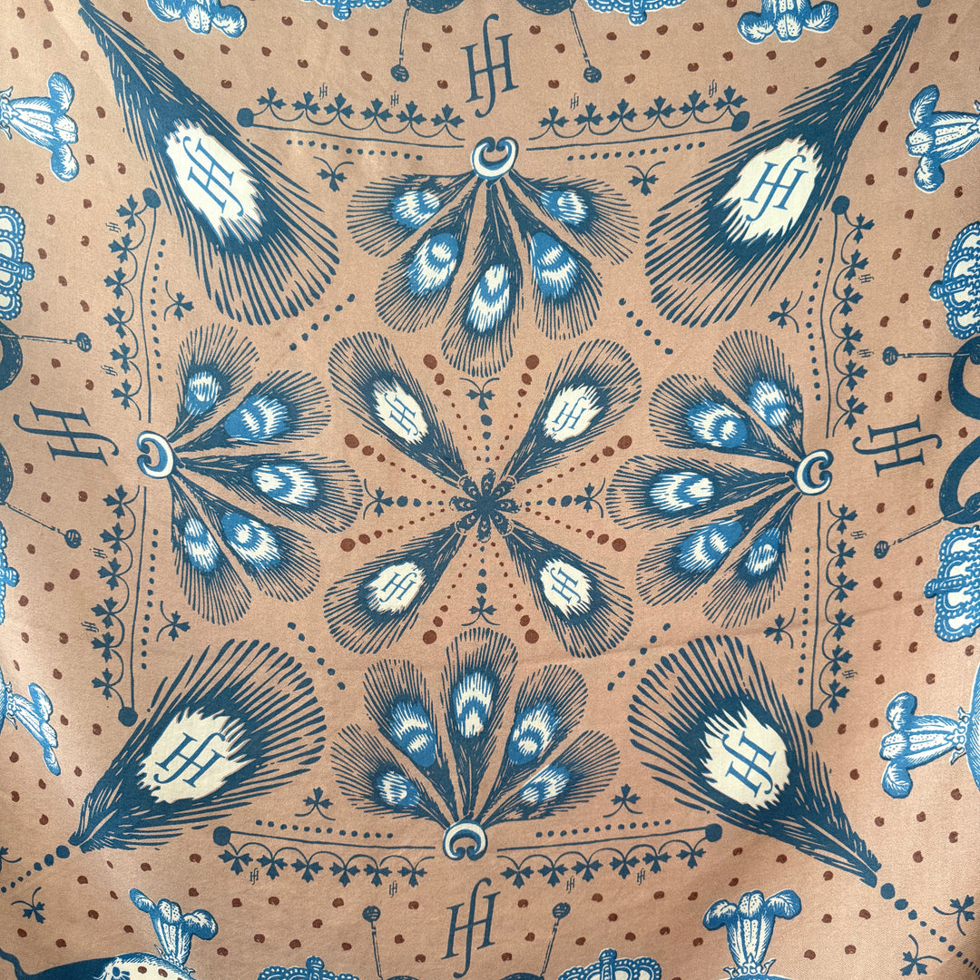 FRIENDLY HUNTING New Cashmere Scarf