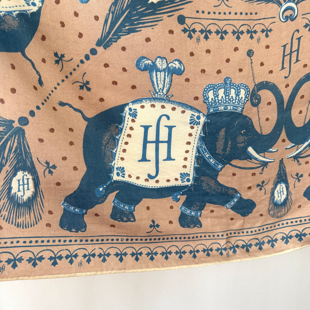 FRIENDLY HUNTING New Cashmere Scarf