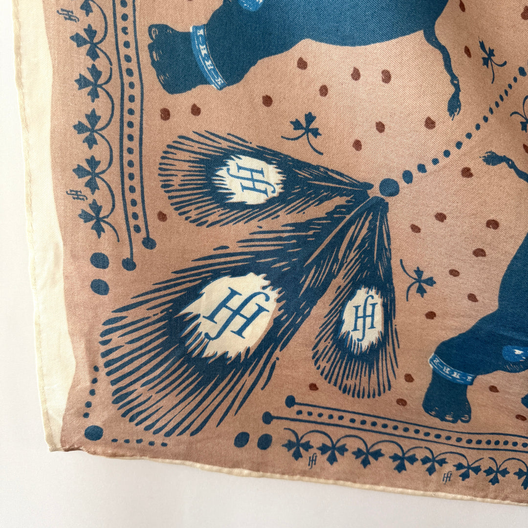 FRIENDLY HUNTING New Cashmere Scarf