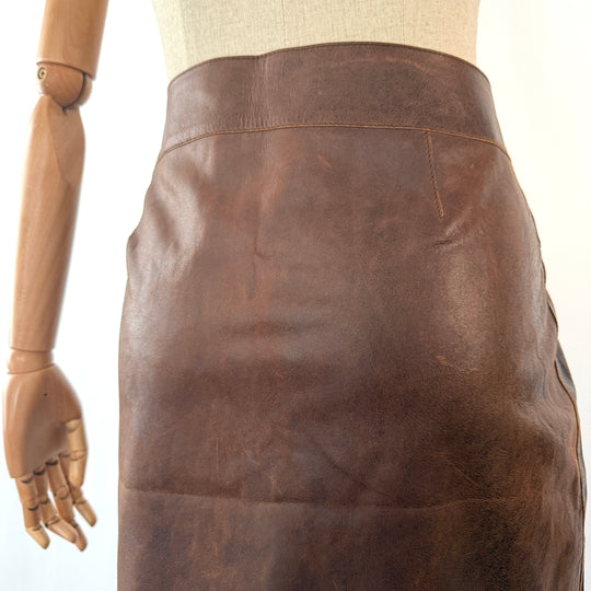 AKRIS Distresses Lamb Nappa Skirt