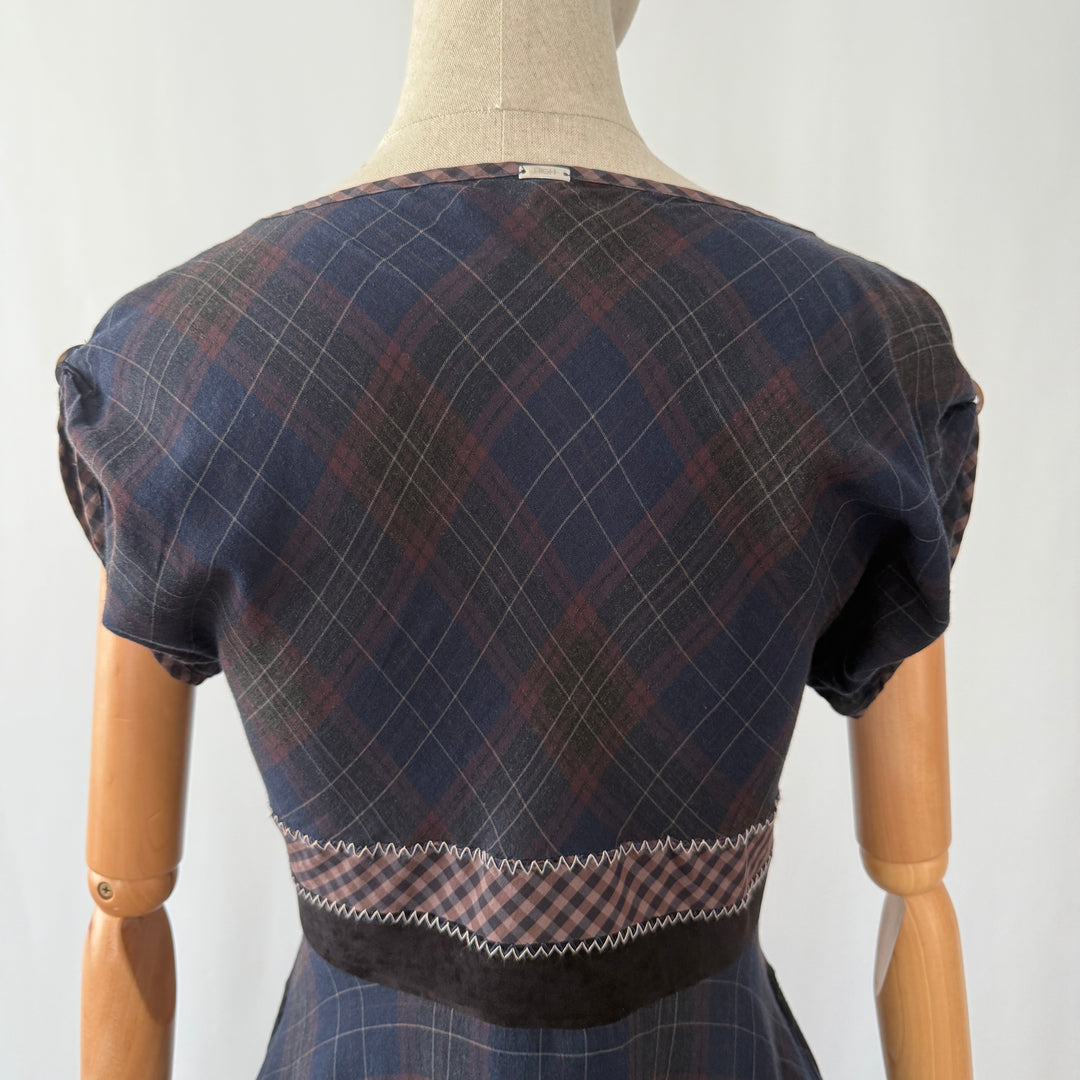 HIGH USE Dress
