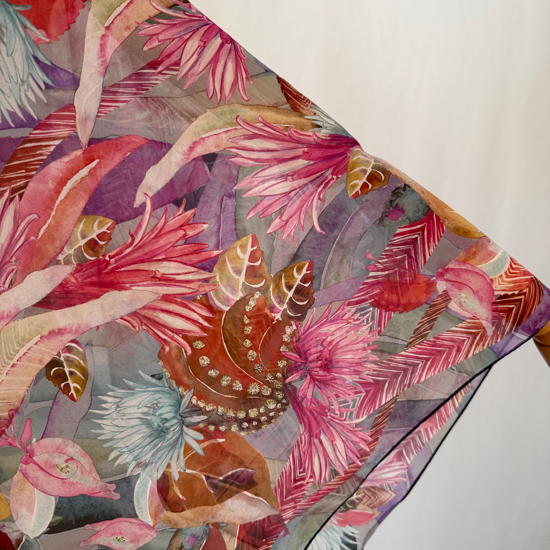 FABRIC FRONTLINE New Silk Scarf