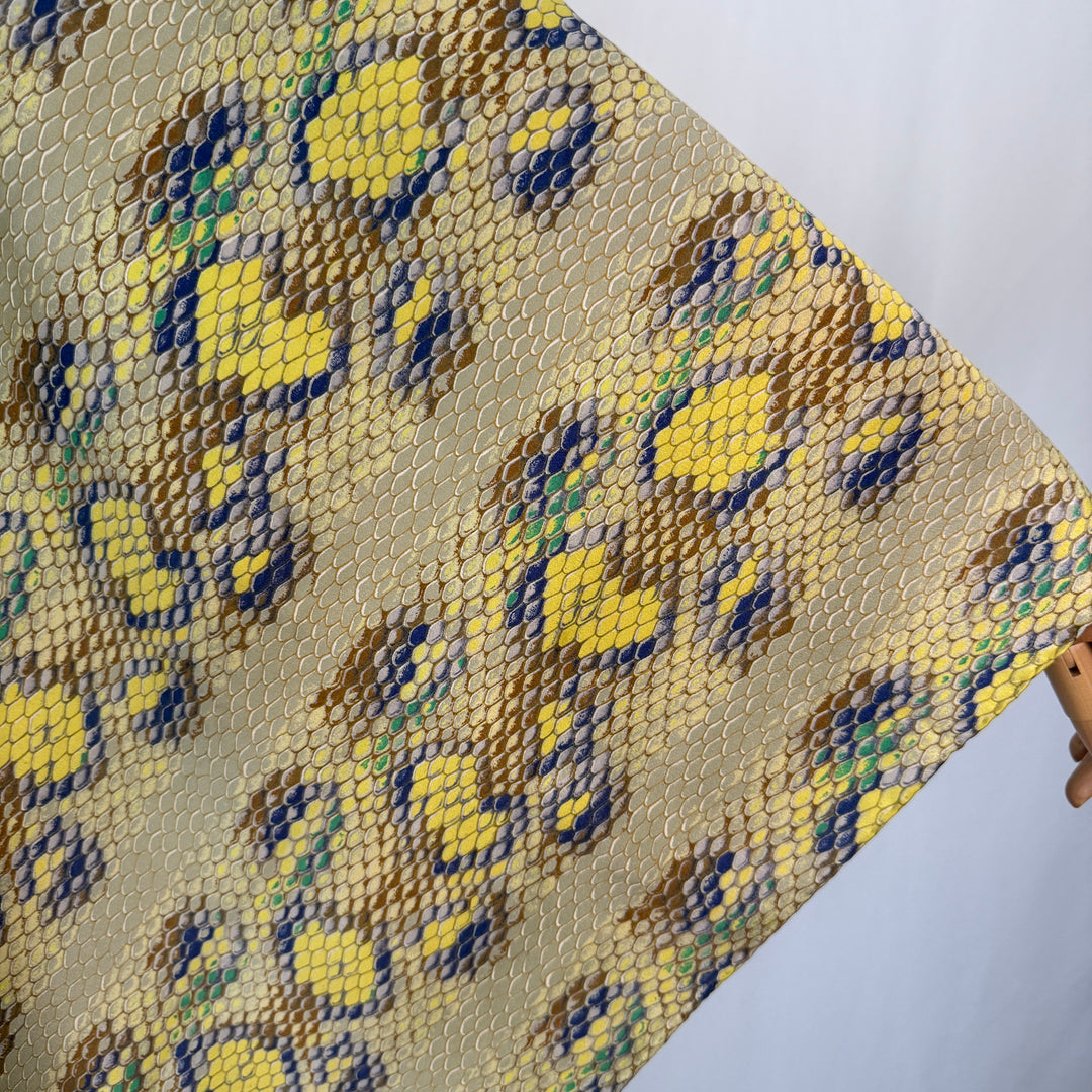 FABRIC FRONTLINE New Silk Scarf
