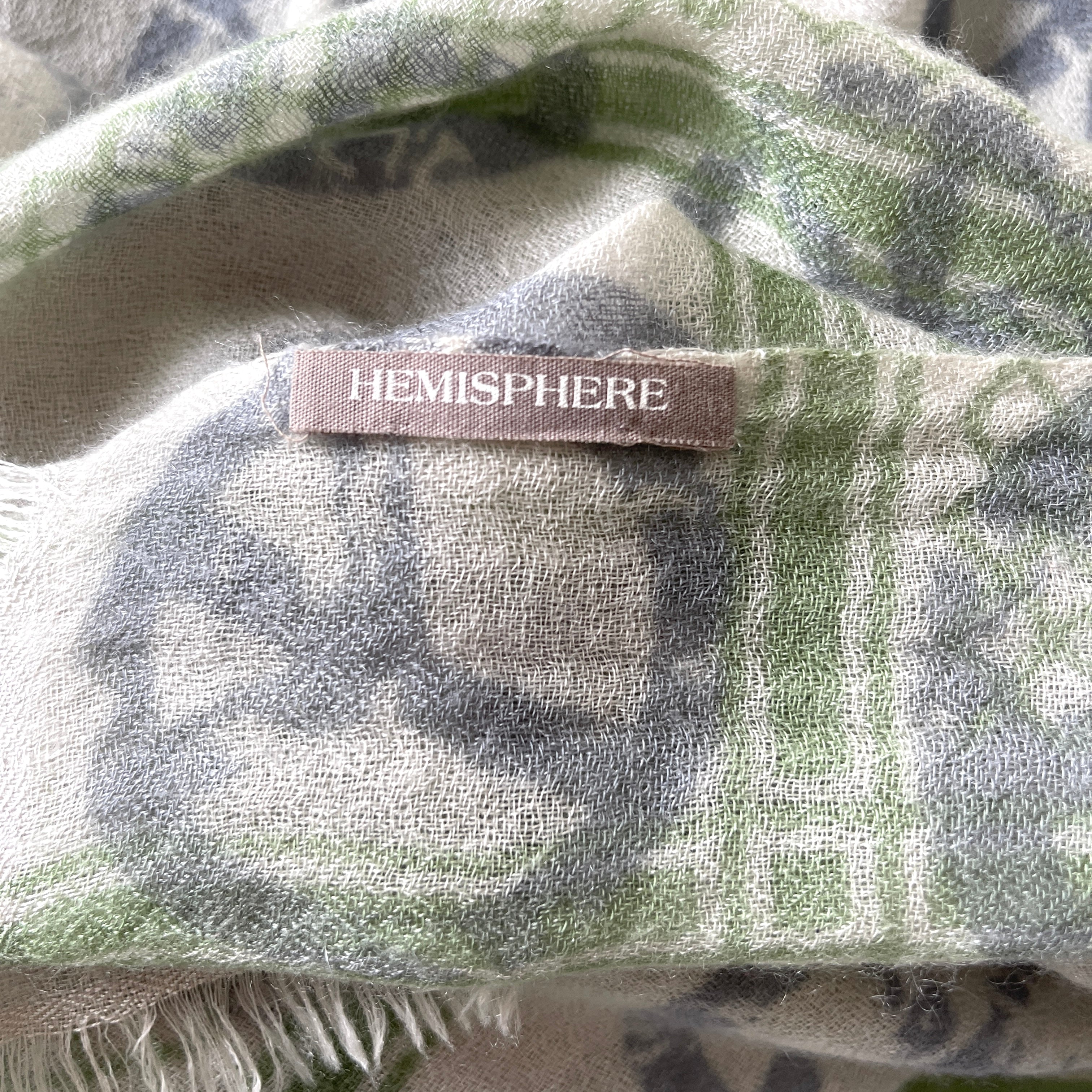 HEMISPHERE Cashmere Scarf