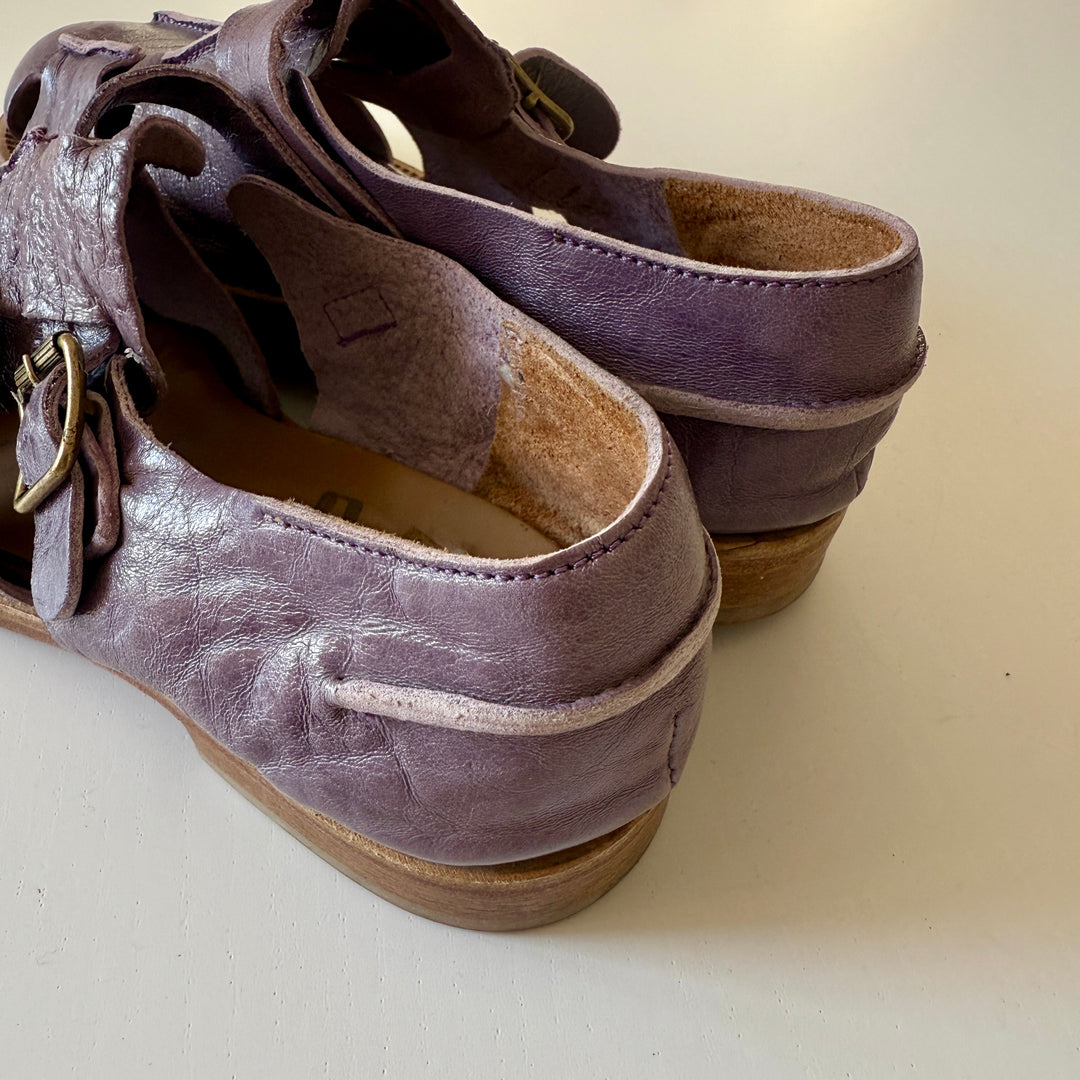 MOMA Sandals
