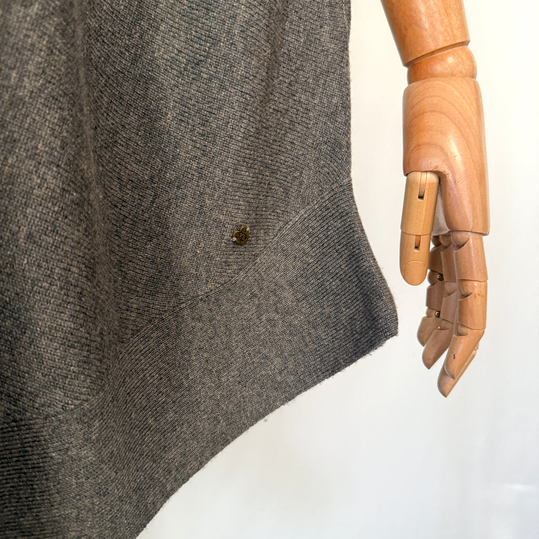 PRINCESS GOES HOLLYWOOD Cashmere/Wool Cape