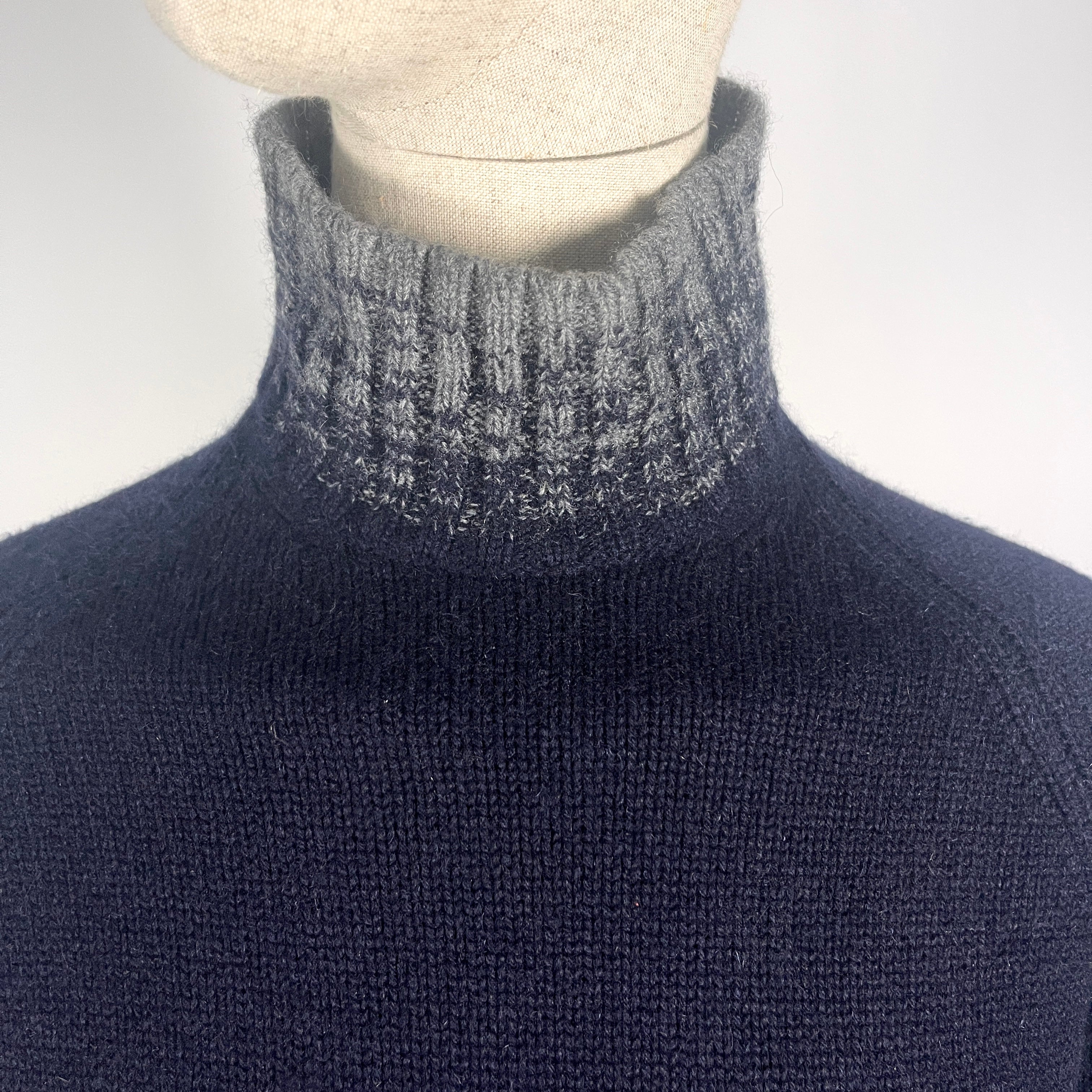 MALO Cashmere Sweater