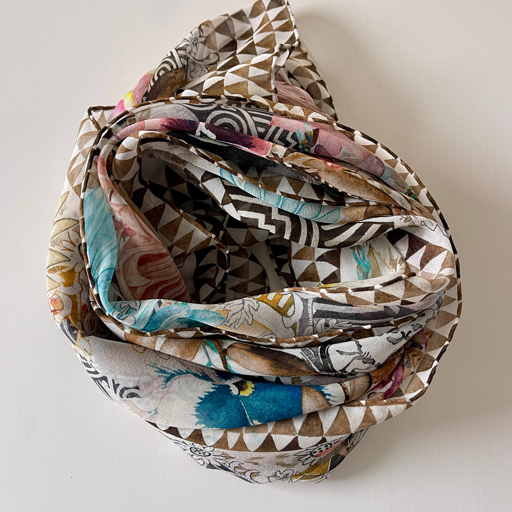 FABRIC FRONTLINE New Large Silk Scarf