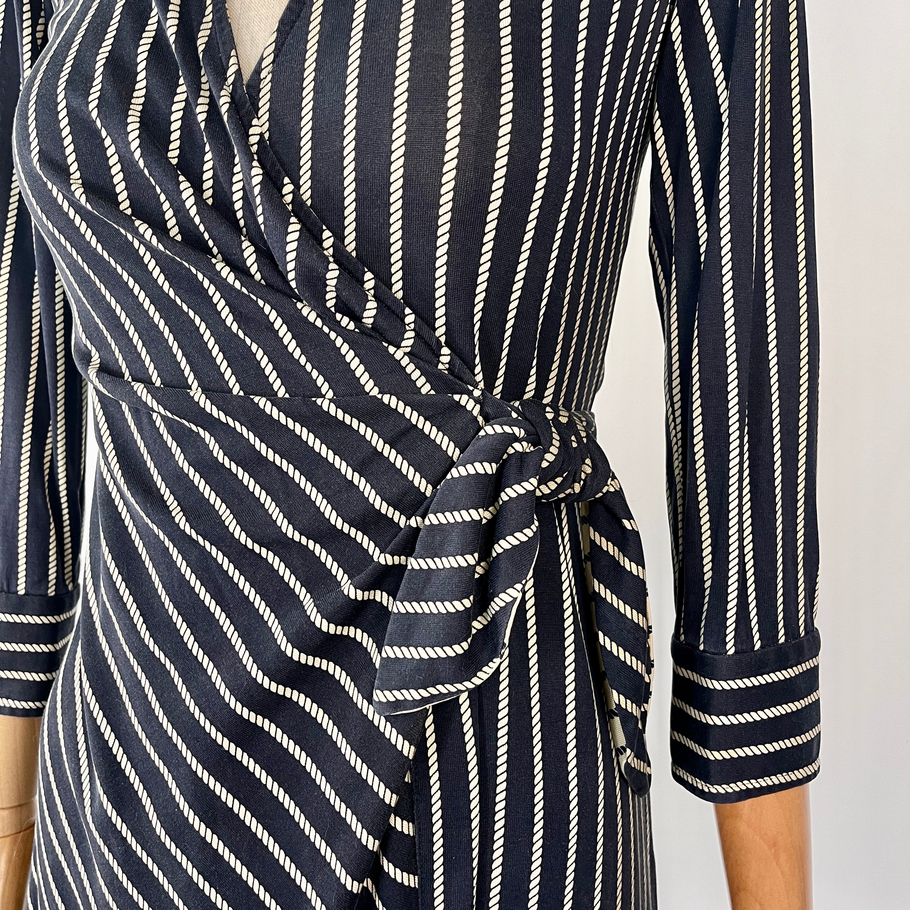 DIANE VON FURSTENBERG Silk Dress
