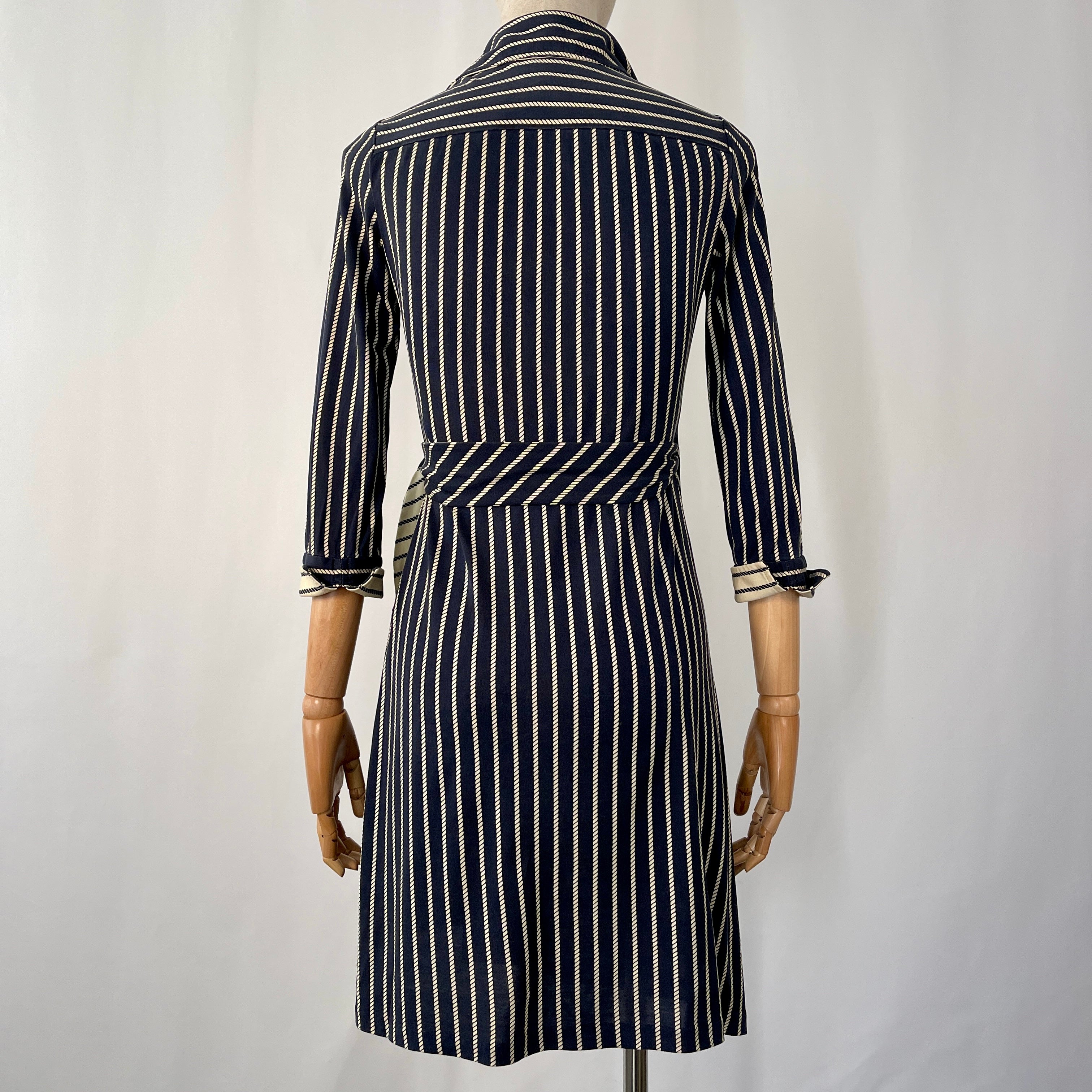 DIANE VON FURSTENBERG Silk Dress