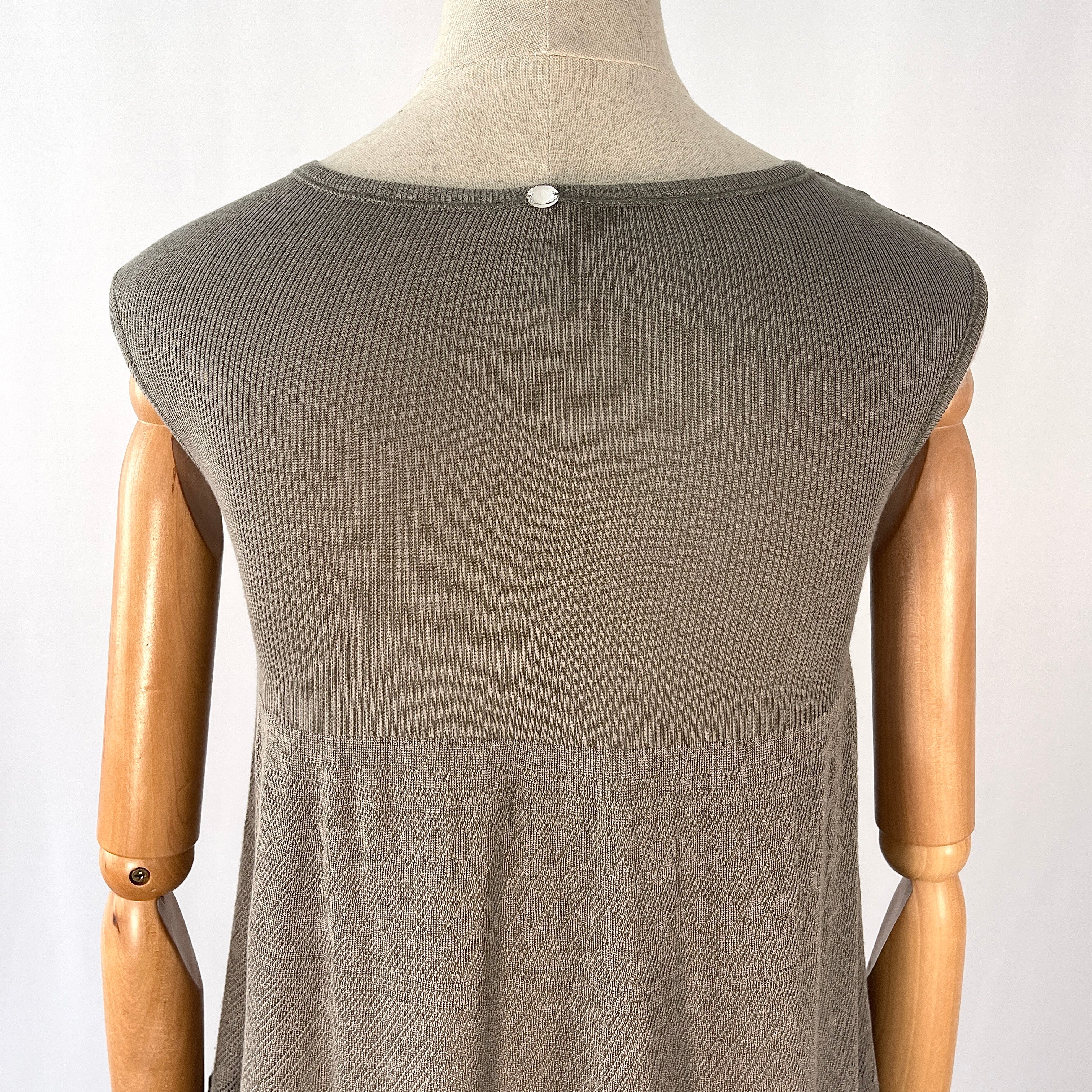HIGH Everyday Couture Top High Use