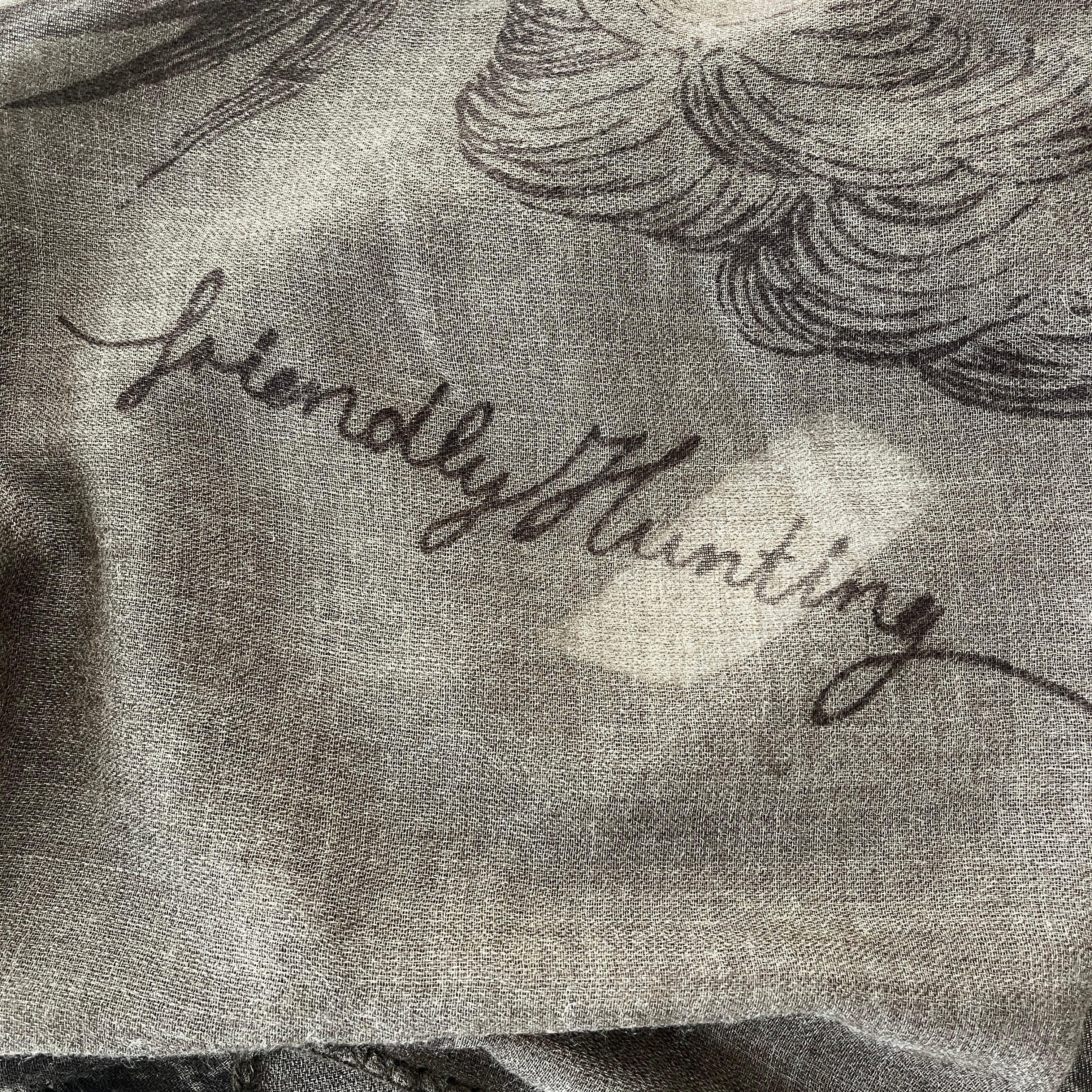 FRIENDLY HUNTING Cashmere Scarf