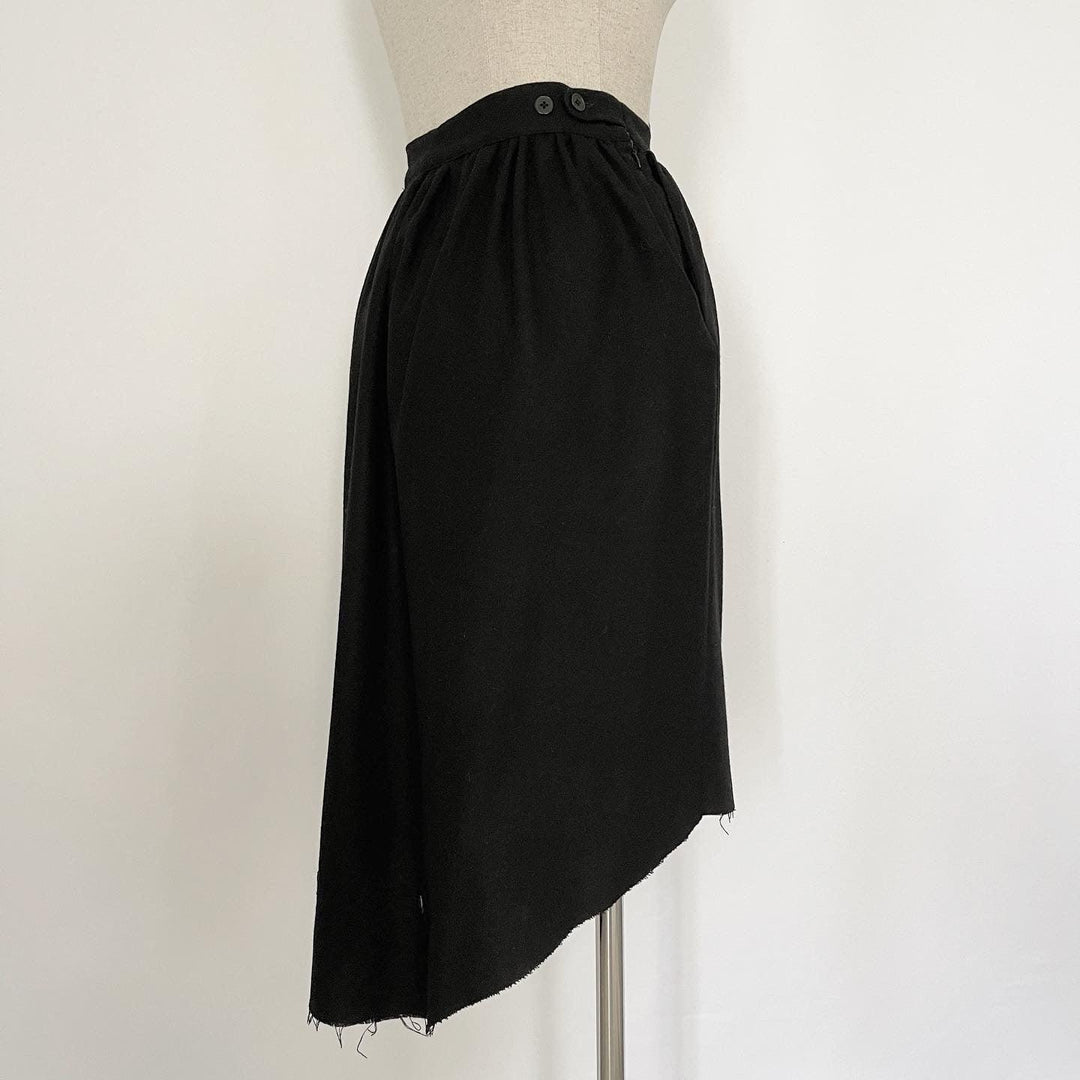 ALEKSANDR MANAMIS - ALEKSANDR MANAMIS Skirt-Shorts - AVVIIVVA.COM