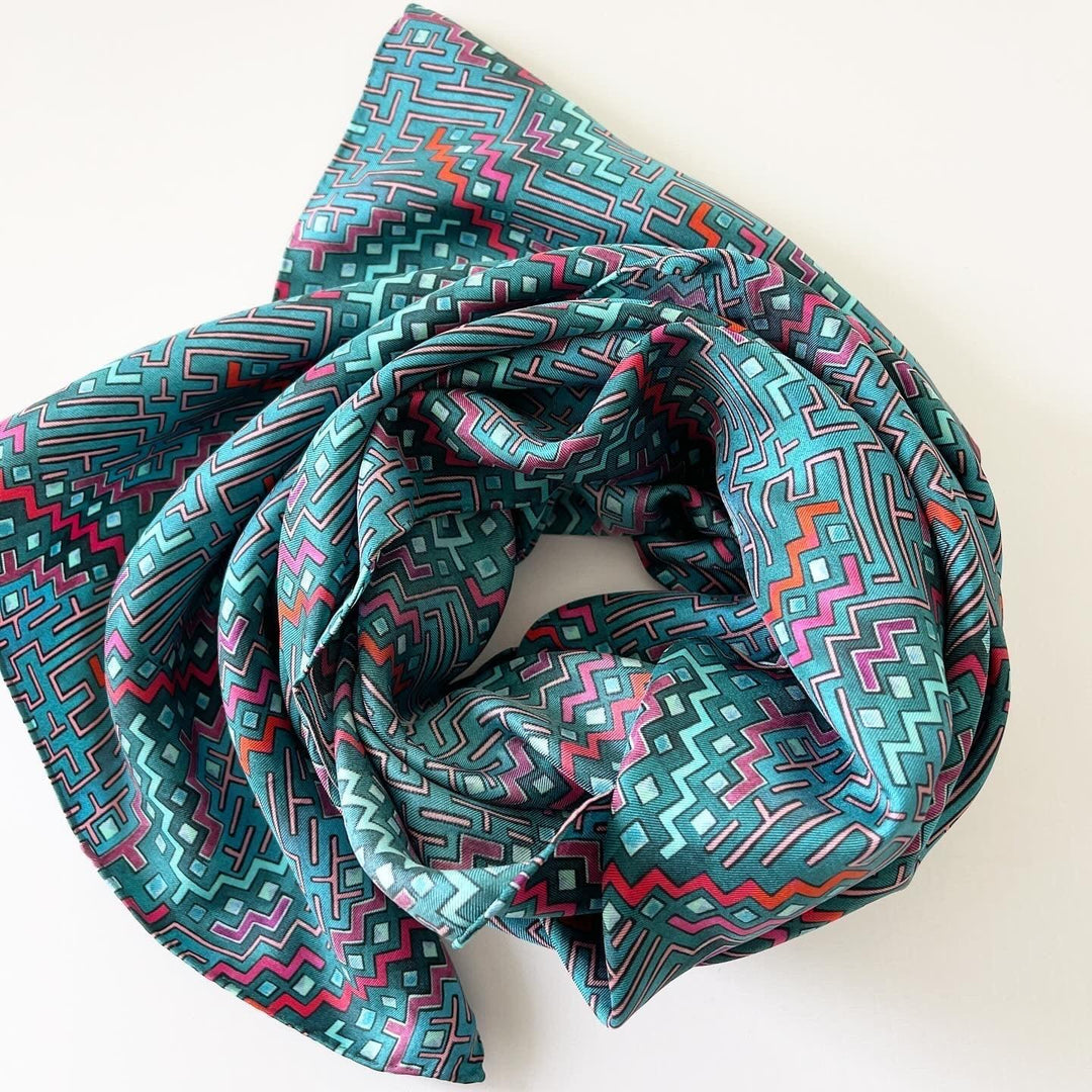 FABRIC FRONTLINE - FABRIC FRONTLINE New Silk Scarf - AVVIIVVA.COM