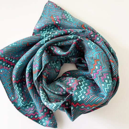 FABRIC FRONTLINE - FABRIC FRONTLINE New Silk Scarf - AVVIIVVA.COM