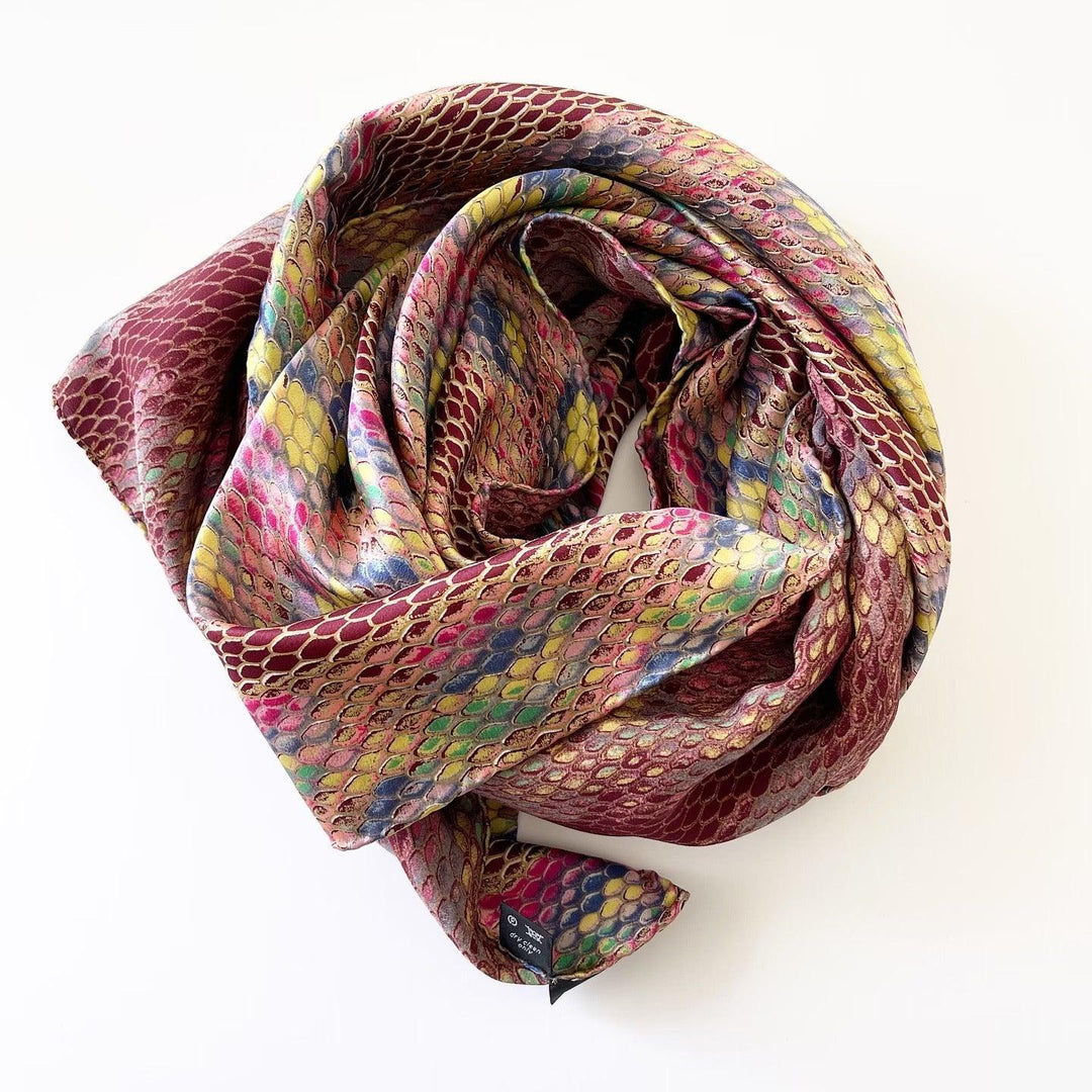 FABRIC FRONTLINE - FABRIC FRONTLINE New Silk Scarf - AVVIIVVA.COM
