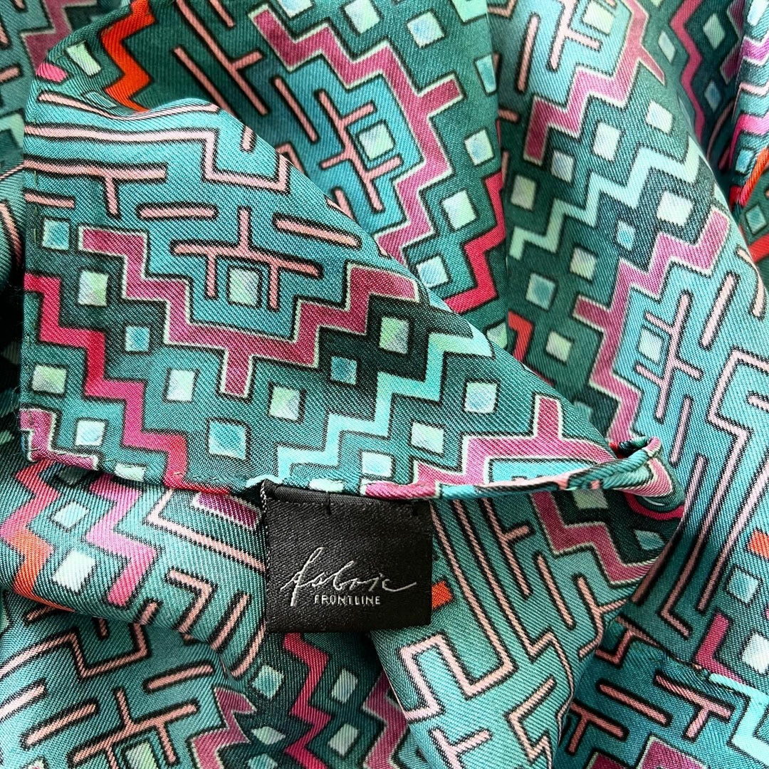 FABRIC FRONTLINE - FABRIC FRONTLINE New Silk Scarf - AVVIIVVA.COM