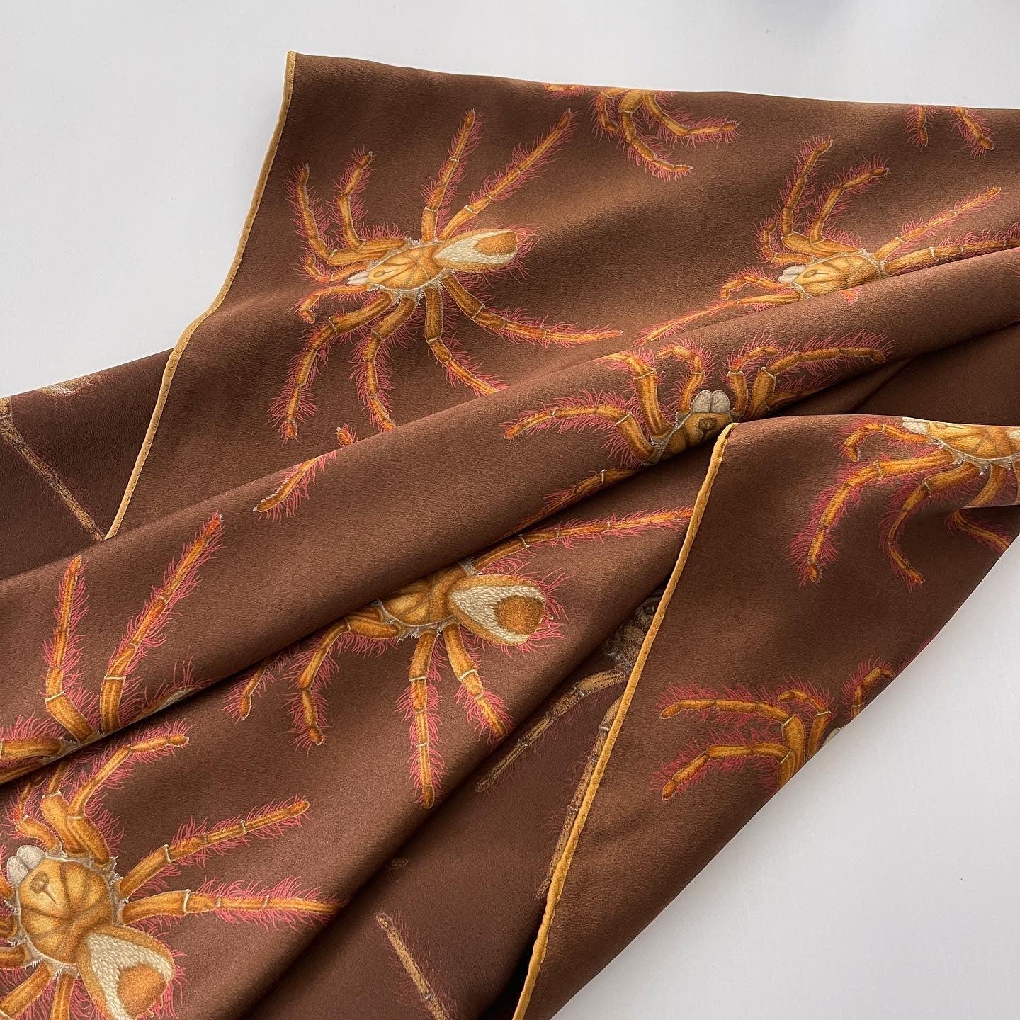 FABRIC FRONTLINE - FABRIC FRONTLINE Scarf - AVVIIVVA.COM