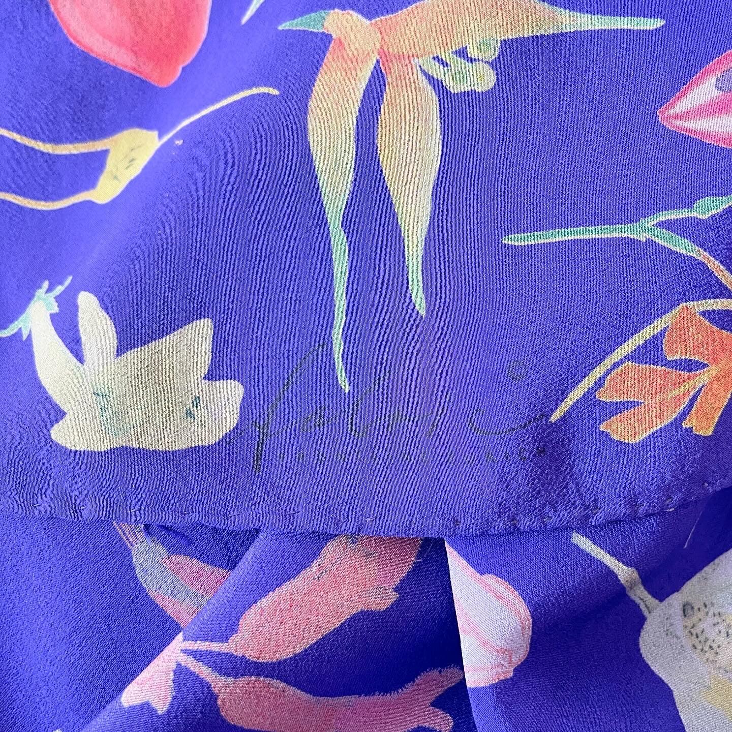 FABRIC FRONTLINE - FABRIC FRONTLINE Silk Scarf - AVVIIVVA.COM