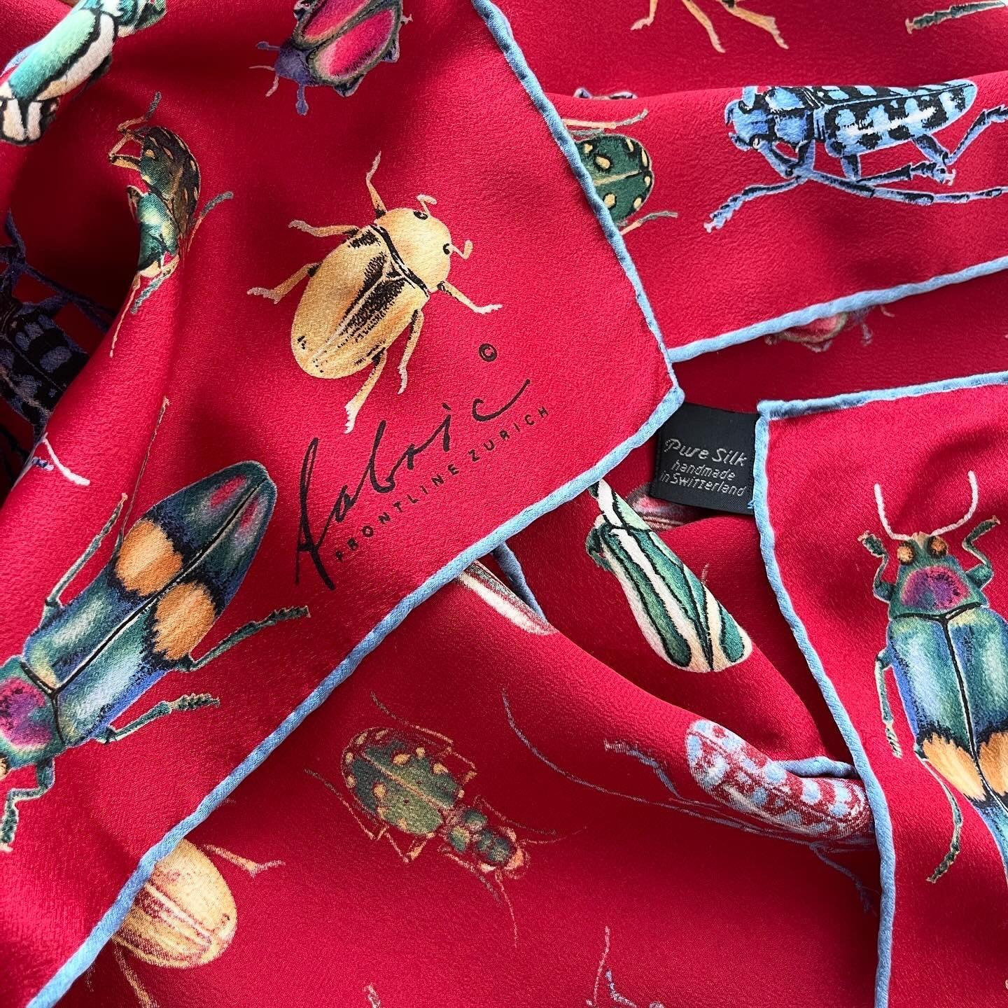 FABRIC FRONTLINE - FABRIC FRONTLINE Silk Scarf - AVVIIVVA.COM