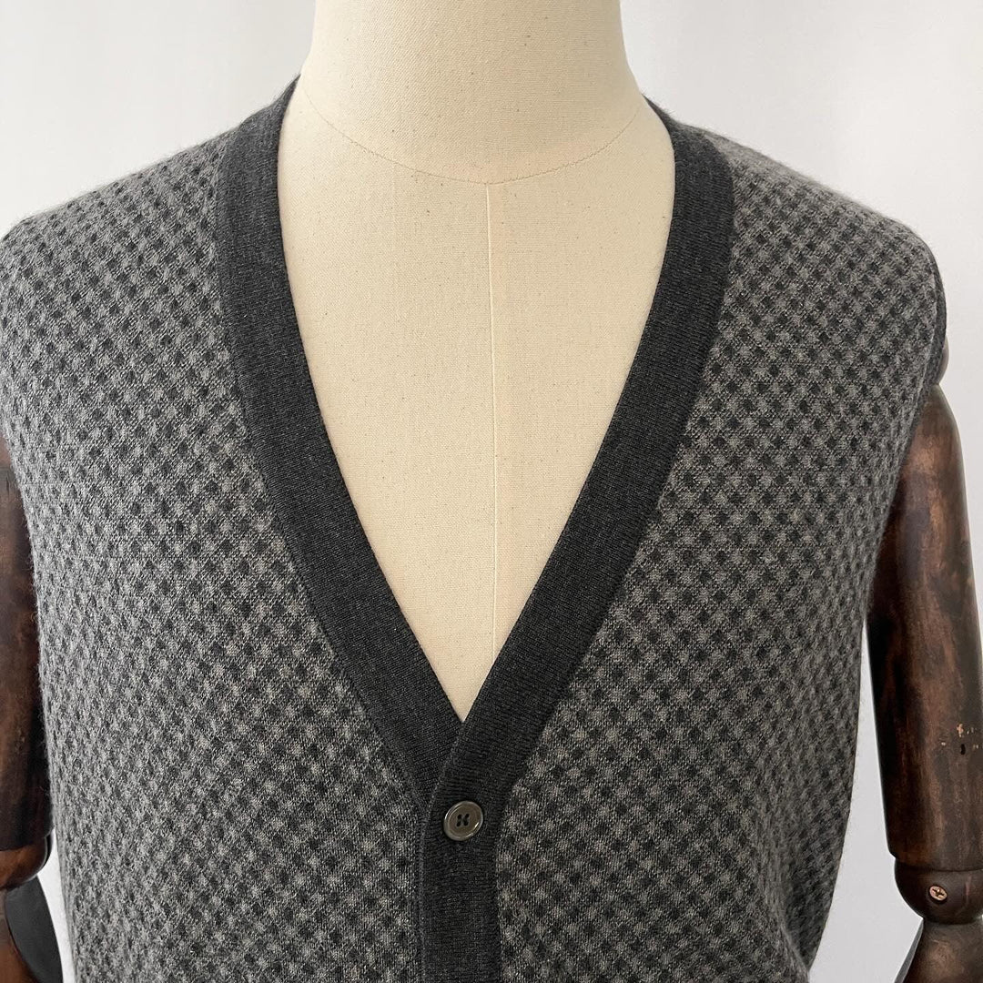 FERU - FERU Cashmere Silk Vest - AVVIIVVA.COM
