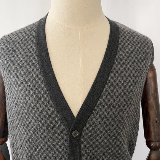 FERU - FERU Cashmere Silk Vest - AVVIIVVA.COM