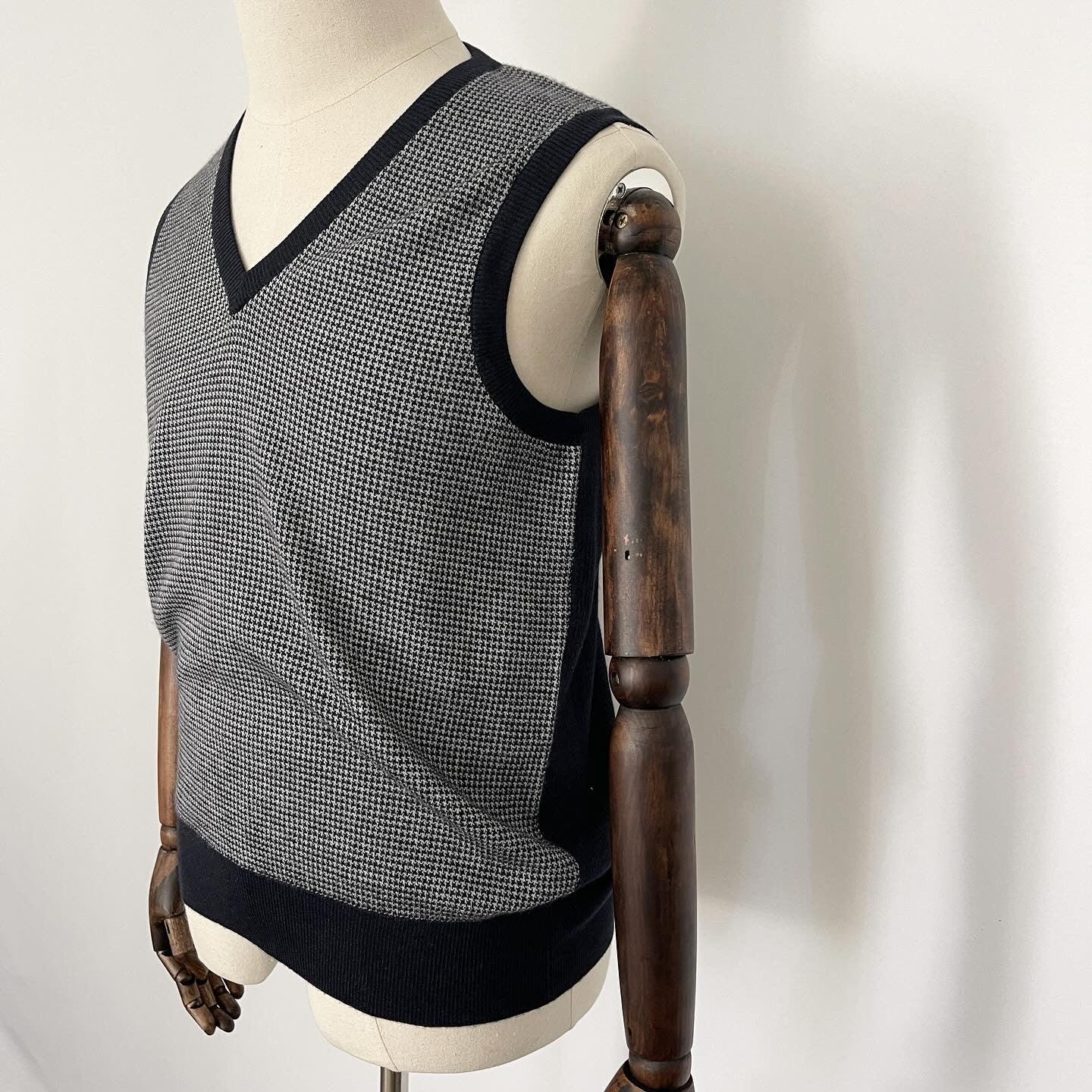 FERU - FERU Vest - AVVIIVVA.COM