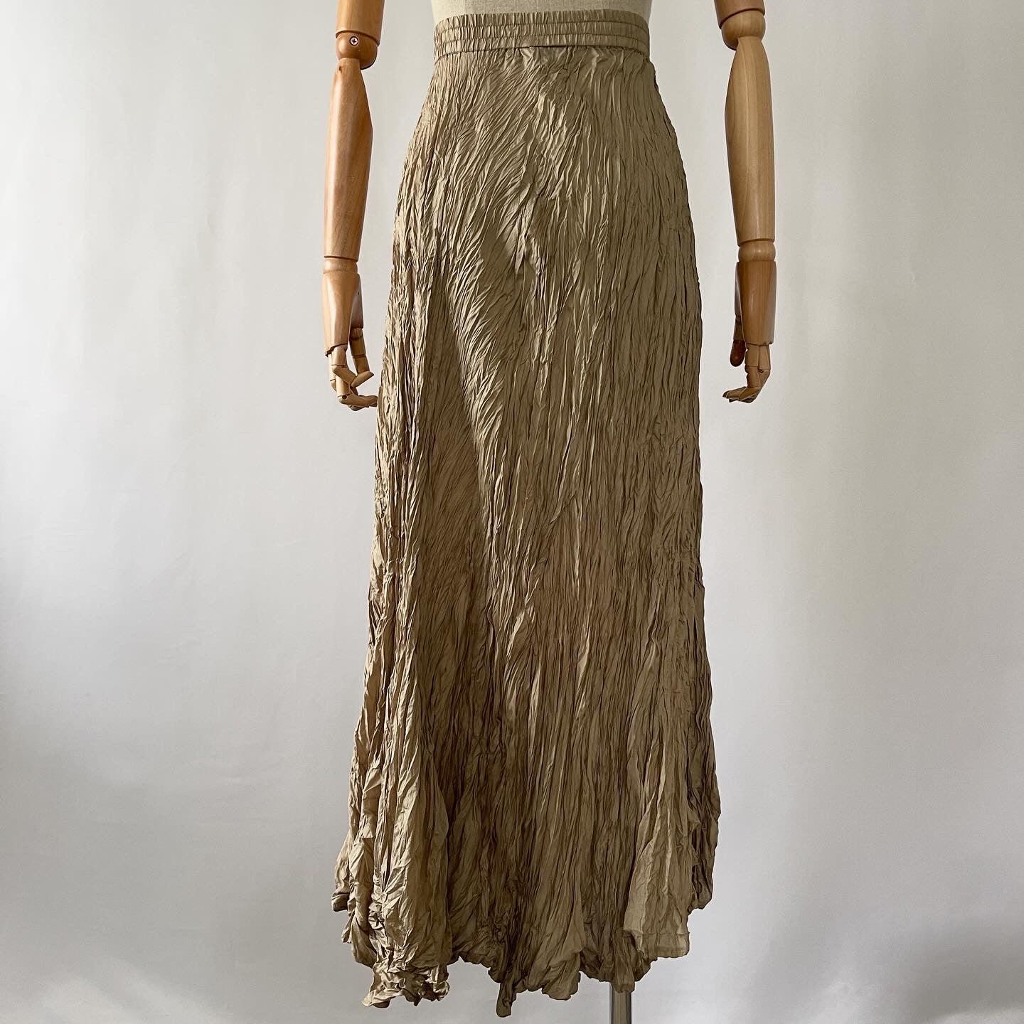 GOLDEN EAGLE - GOLDEN EAGLE Vintage Silk Skirt - AVVIIVVA.COM