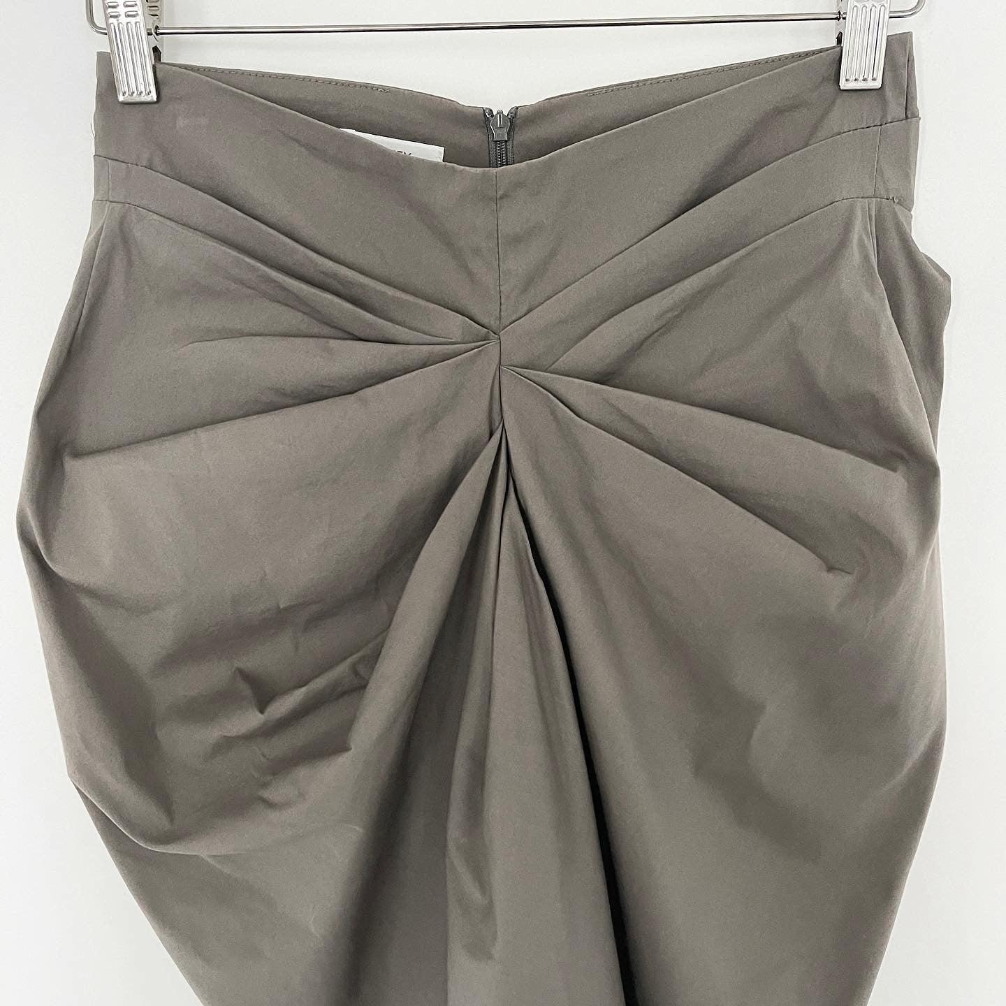 GUNEX - GUNEX Asymmetric Skirt - AVVIIVVA.COM