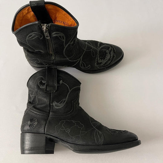 HAND MADE - HAND MADE Boots - AVVIIVVA.COM