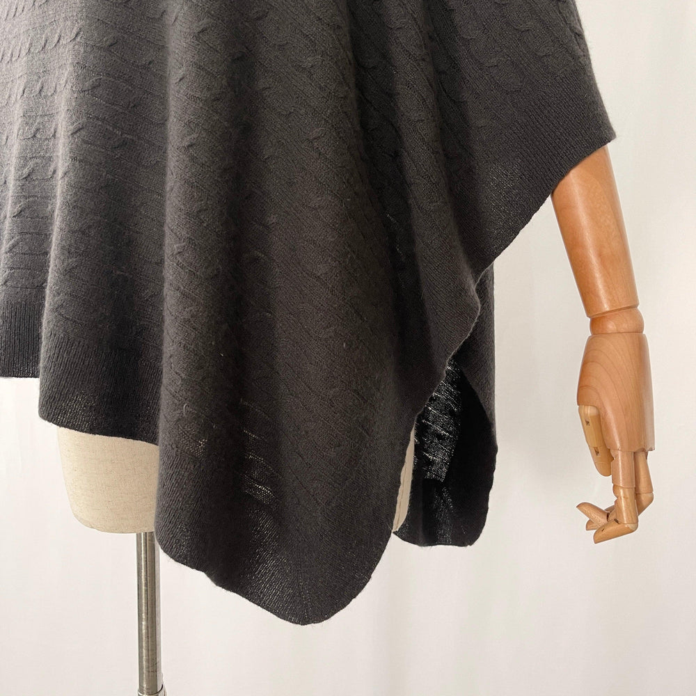 HEMISPHERE - HEMISPHERE Cashmere Poncho - AVVIIVVA.COM