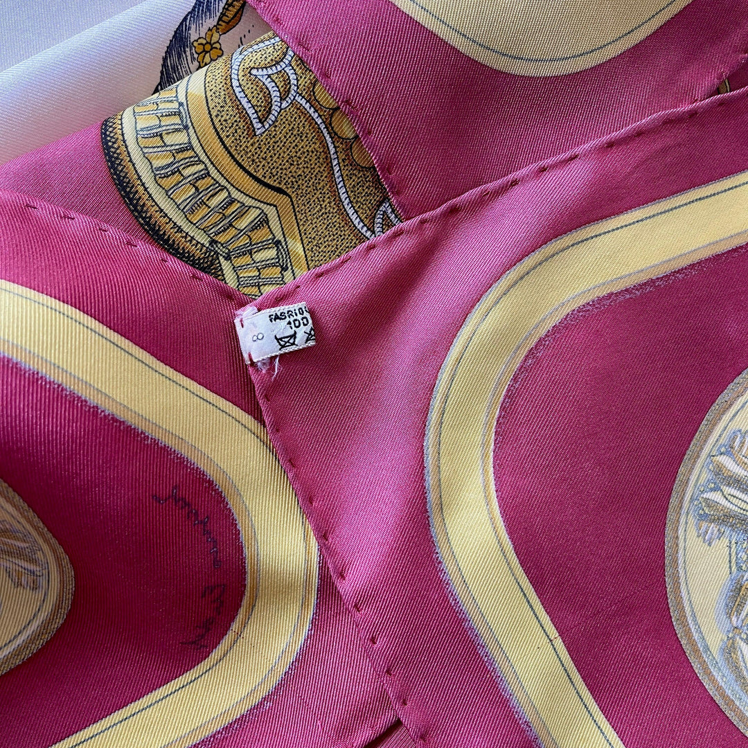 HERMES - HERMES Vintage Silk Scarf - AVVIIVVA.COM