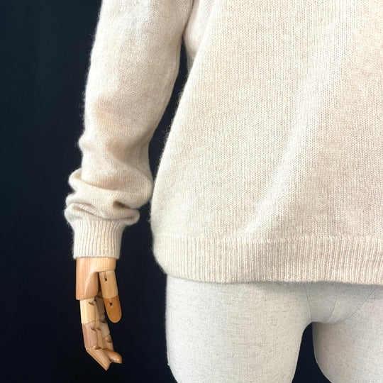 IRIS V ARMIN - IRIS v ARMIN Cashmere Sweater - AVVIIVVA.COM